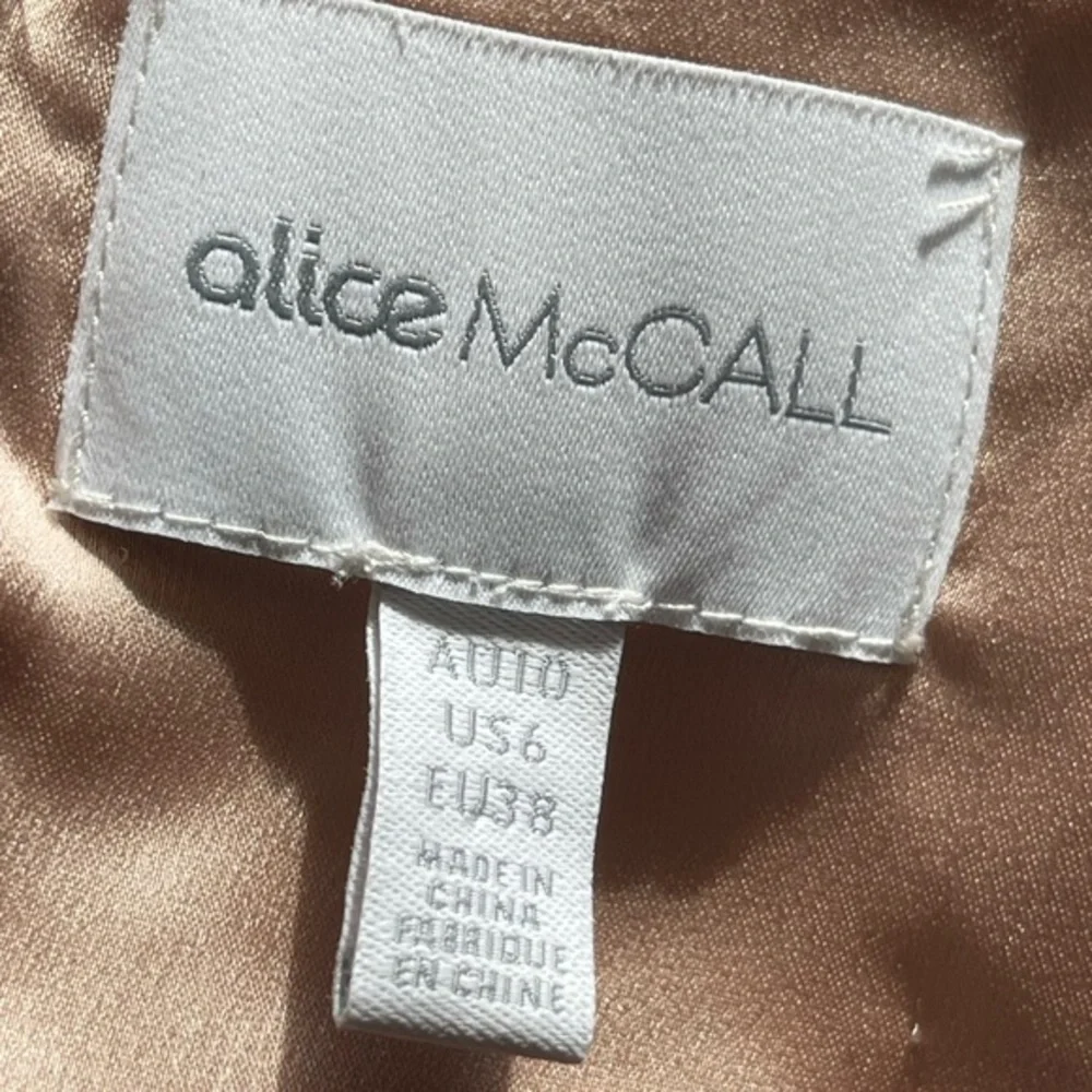 ❌SOLD❌ALICE MCCALL LOVEBIRDS DRESS ROSE PINK SIZE 6 - Picture 16 of 17